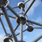 Bezpečně do Bruselu s online pojištěním